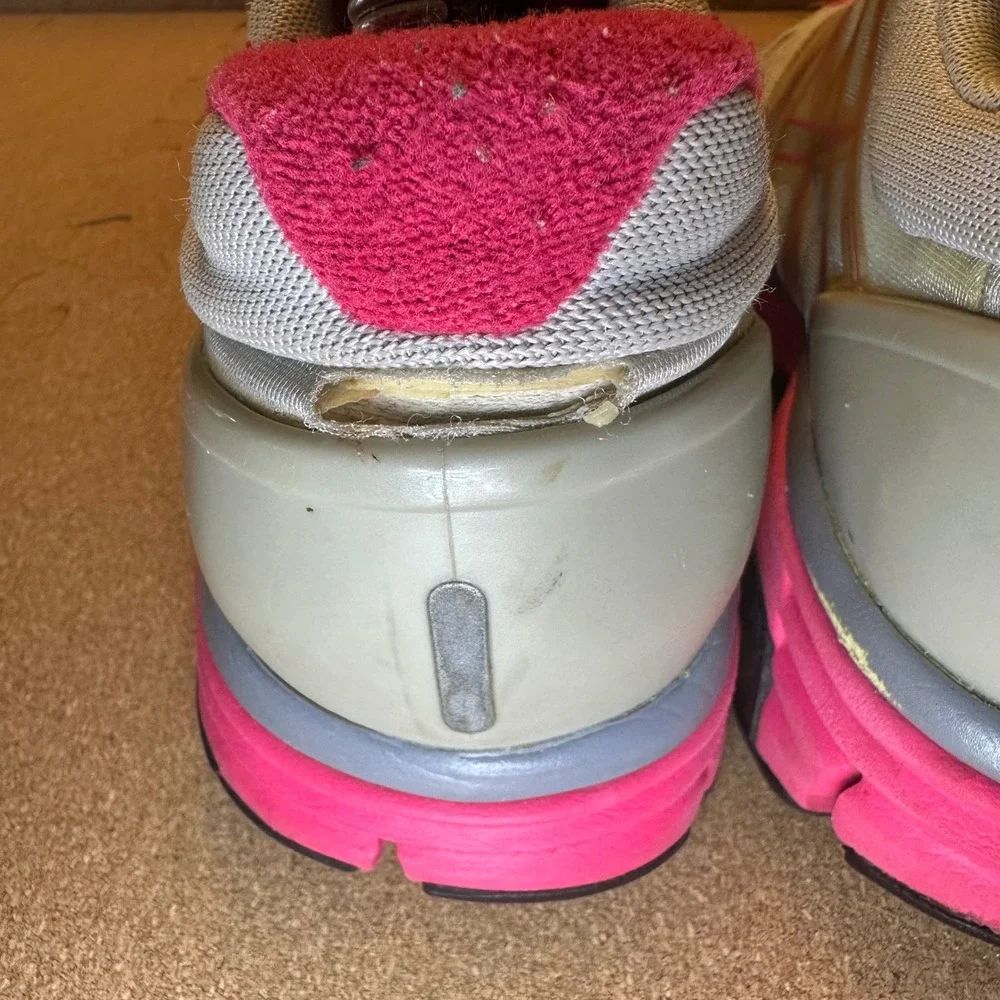 Nike Lunarglide 2 Running Shoes‎ Pink Grey 407981-006 Low Top Sneakers Size 7Y